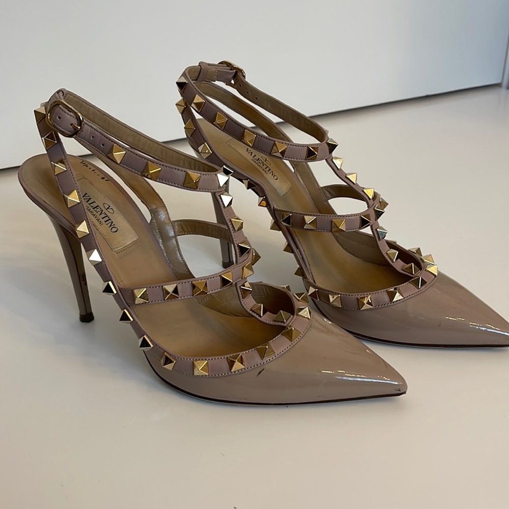 Valentino Patent Rockstud Caged Pump